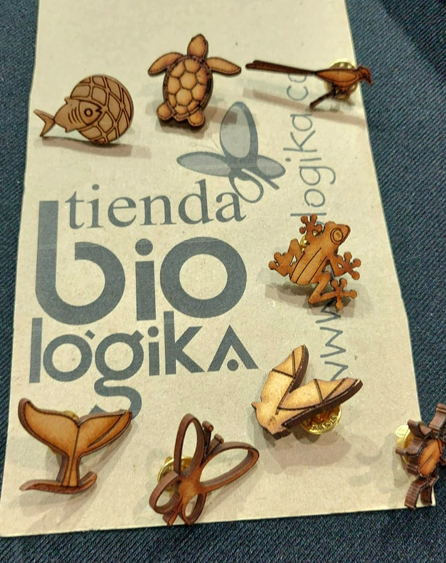 Broches o pines animales. Marca Biologika®