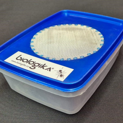 Recipiente colector plastico para cria de insectos 21cm x 16cm marca biologika - www.biologika.co